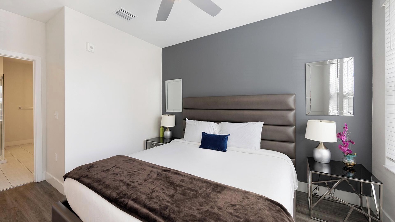 Photo of Bedroom in Port Tampa City