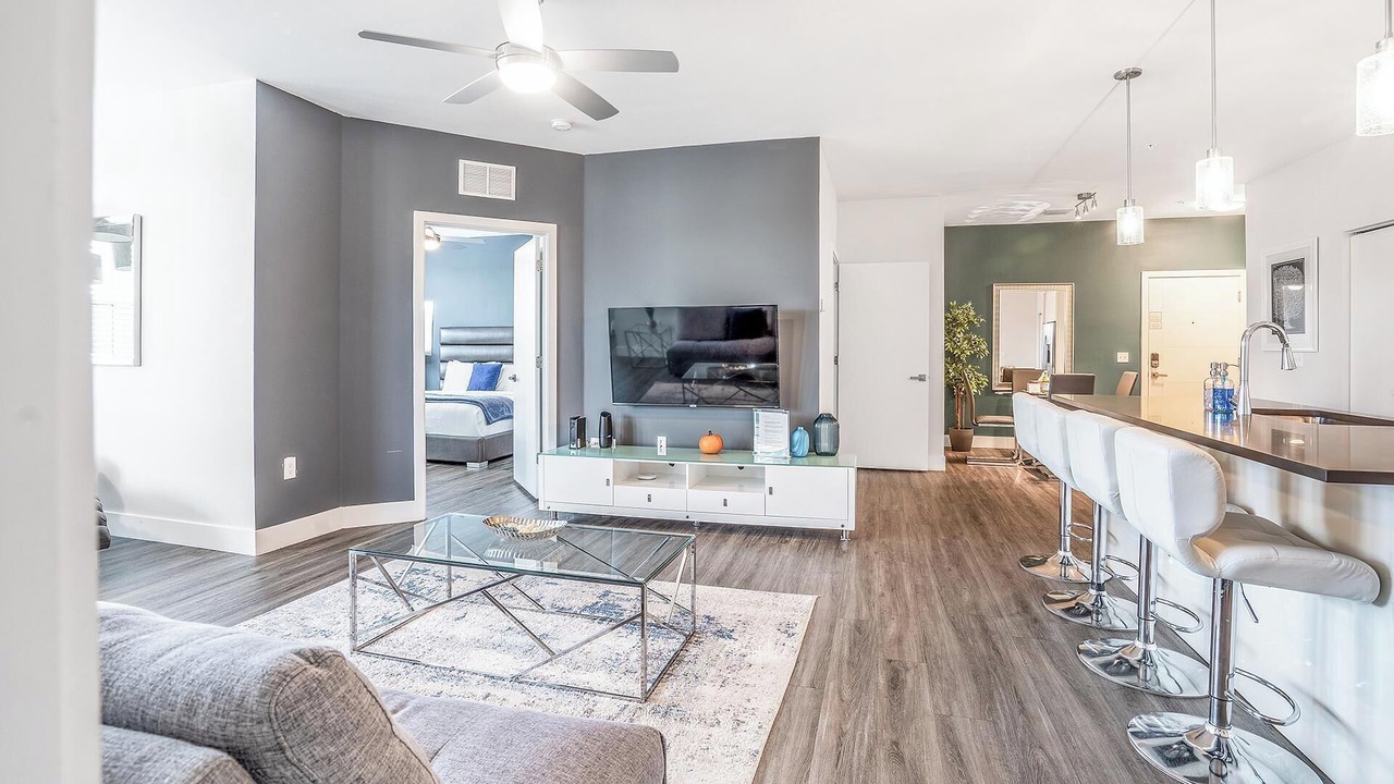 Photo of Livingroom in Port Tampa City