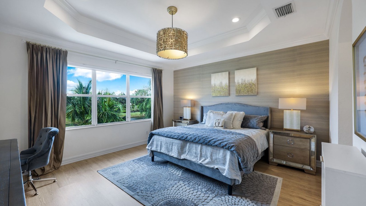 Photo of Bedroom in Botanica Lakes