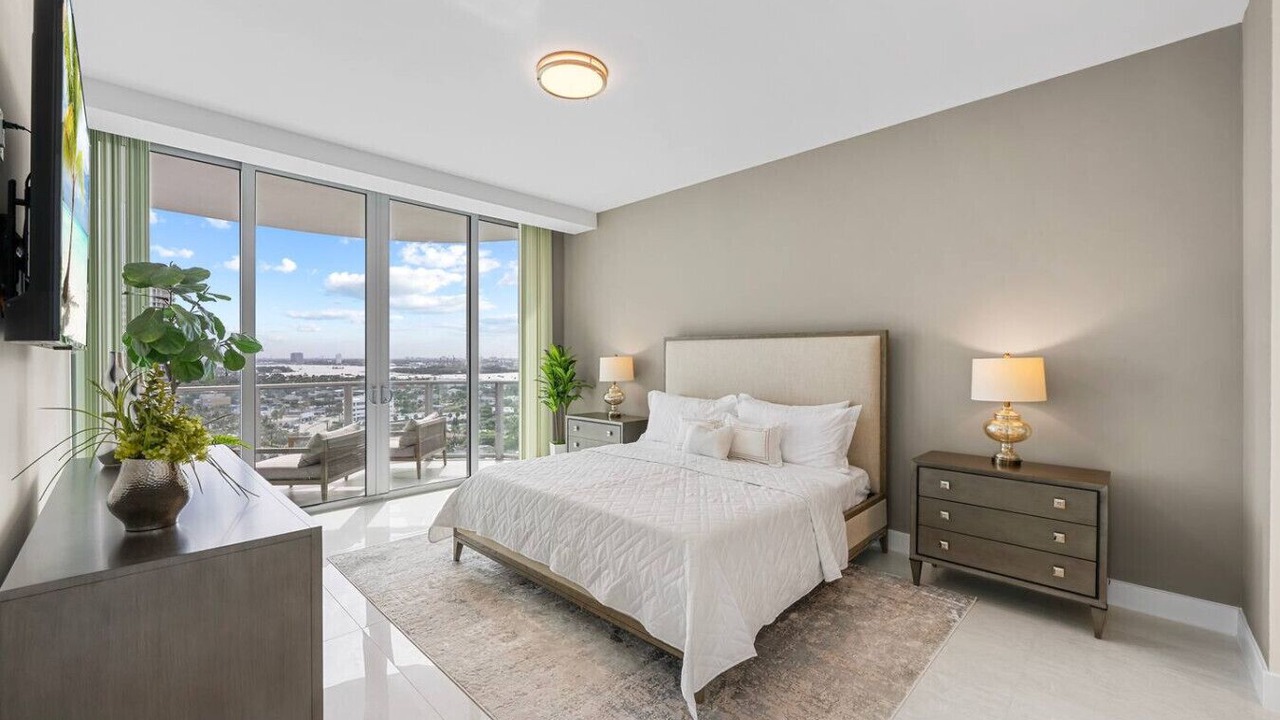 Photo of Bedroom in Florida North Atlantic Coast