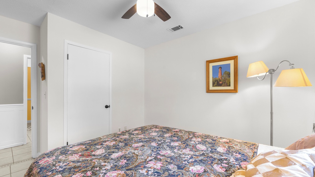 Photo of Bedroom in Panacea