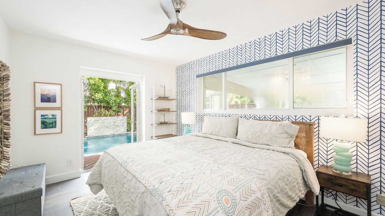 Photo of Bedroom in Midtown