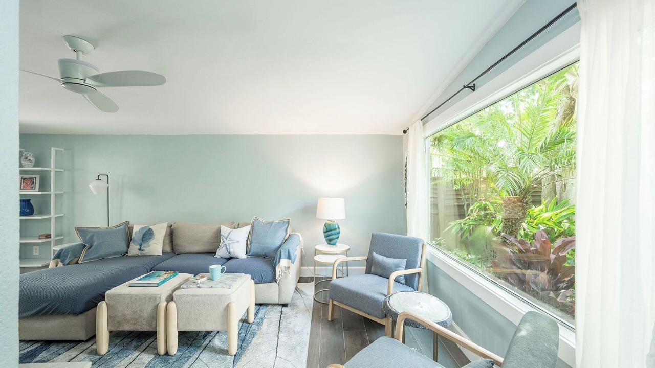 Photo of Livingroom in Midtown