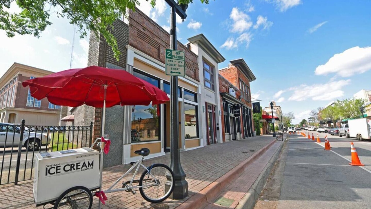 Photo of Others in Dothan