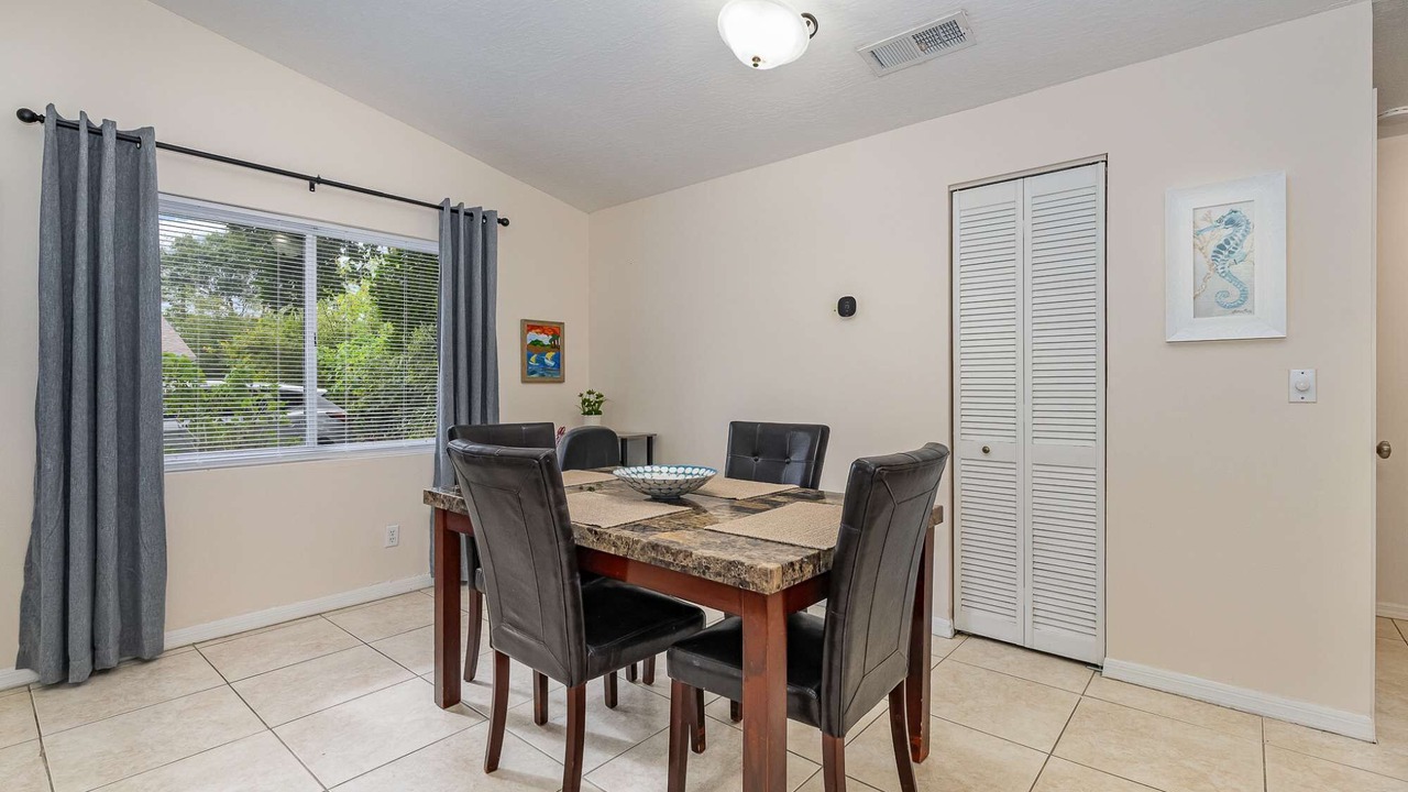 Photo of Bedroom in Satellite Beach