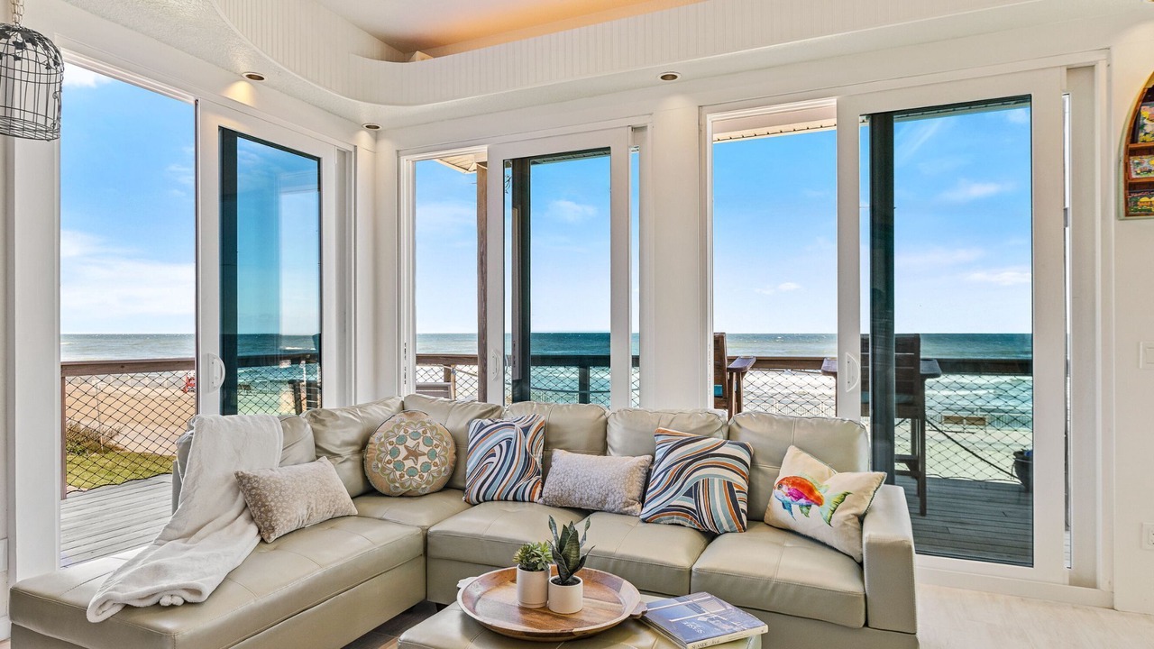 Photo of Livingroom in Bethune Beach