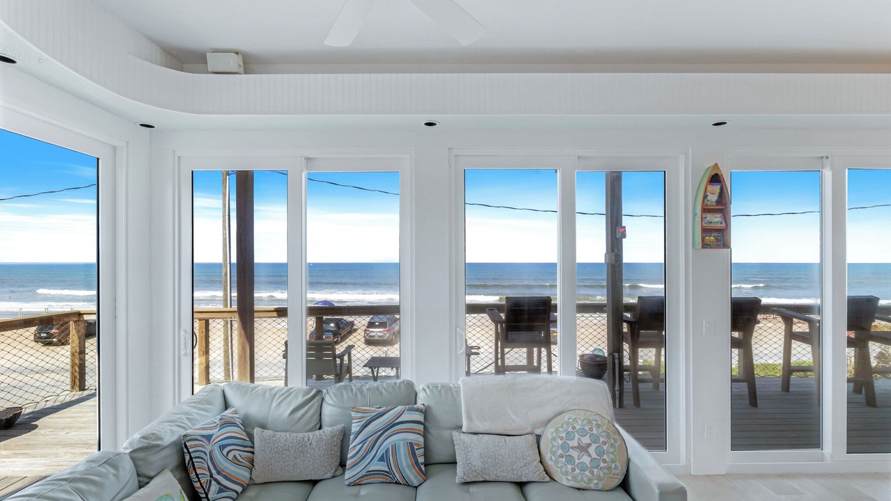 Photo of Livingroom in Bethune Beach