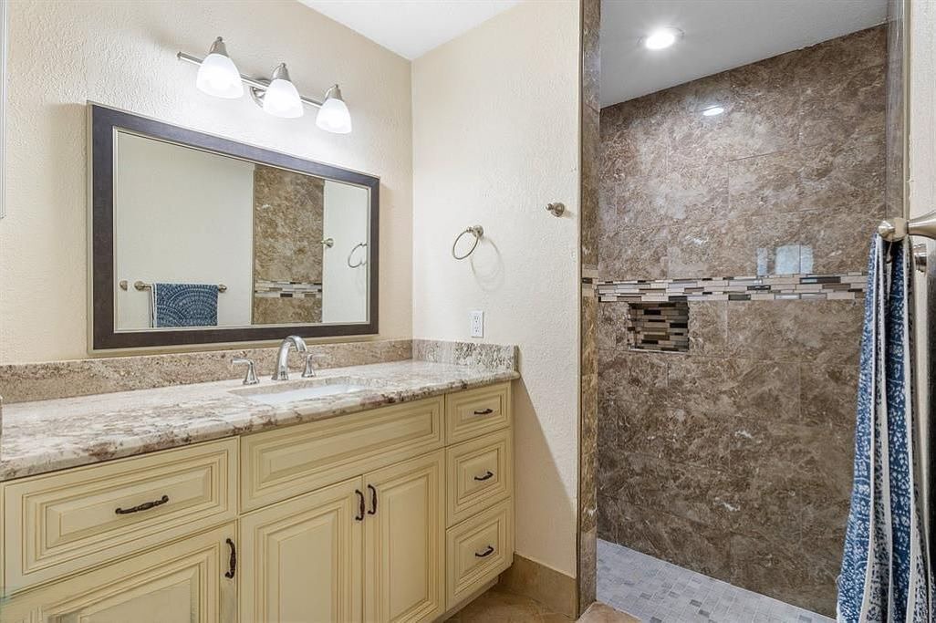 Photo of Bathroom in Coral Springs