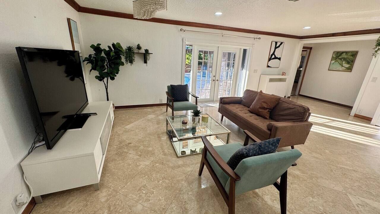 Photo of Livingroom in Coconut Creek