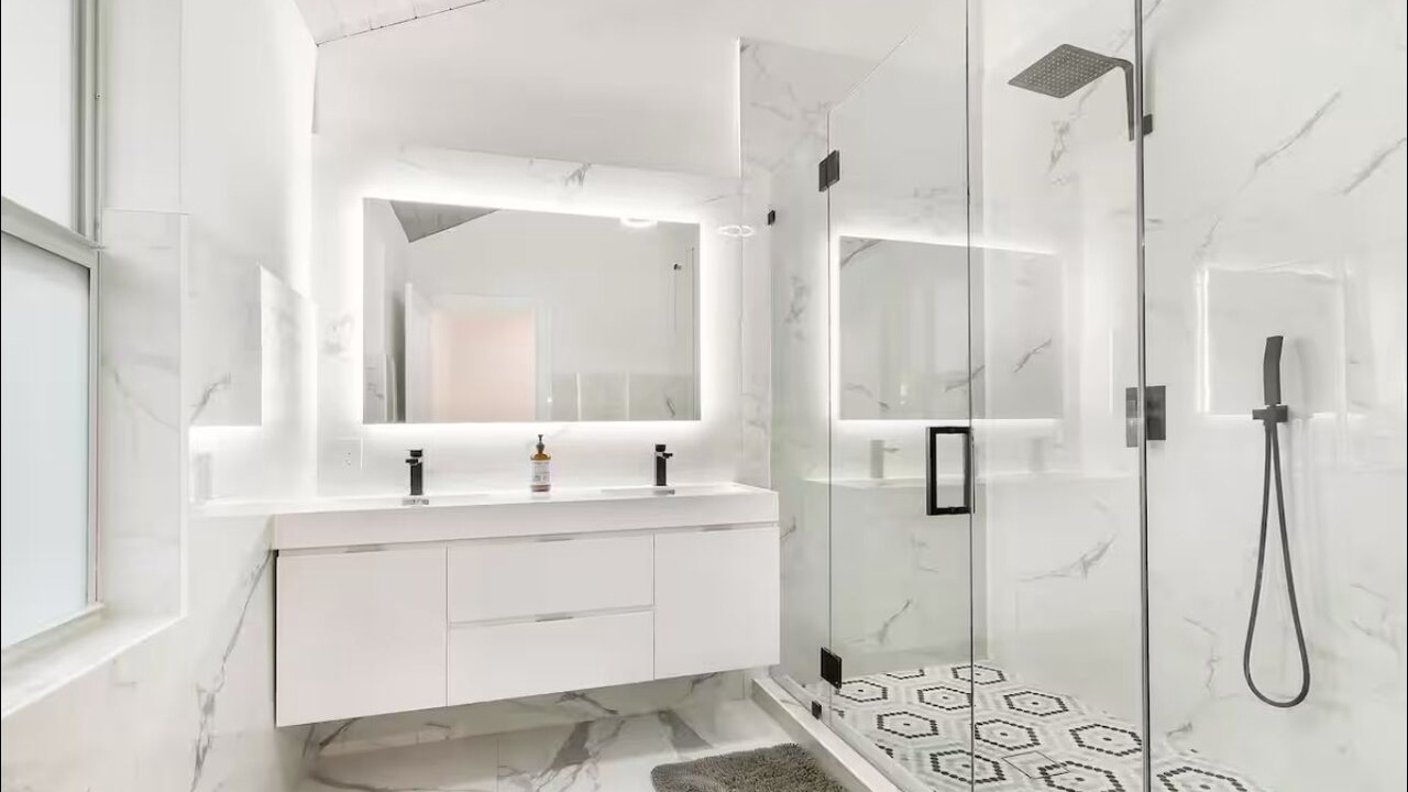 Photo of Bathroom in North Bay Village