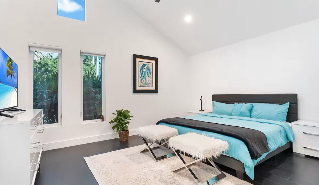 Photo of Bedroom in North Bay Village