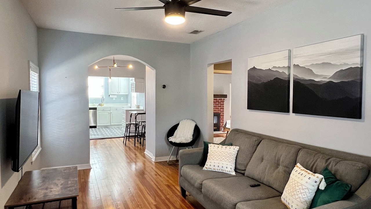 Photo of Livingroom in Fairfax