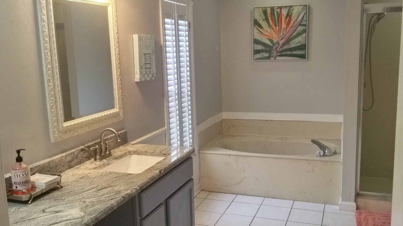 Photo of Bathroom in Fairvilla