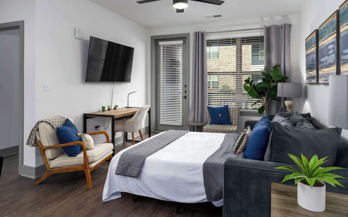 Photo of Bedroom in Crestline Heights