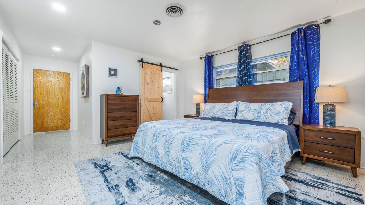 Photo of Bedroom in Sebring