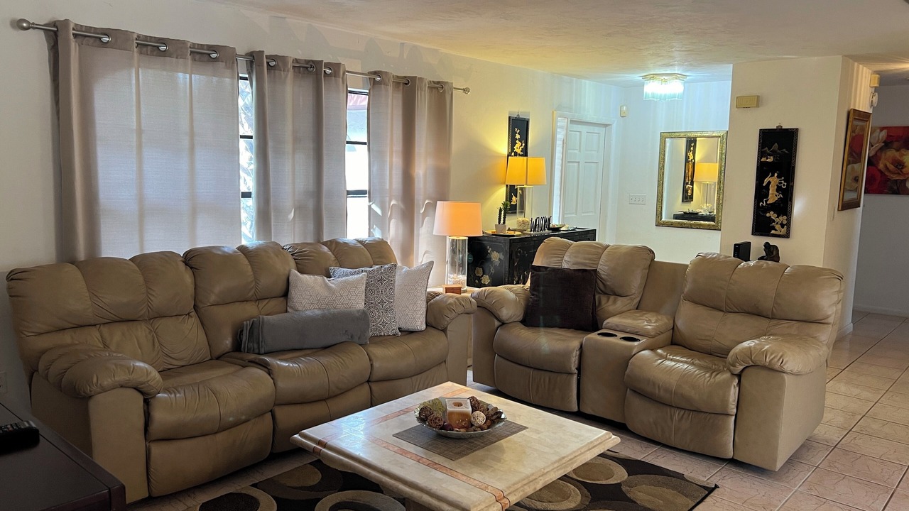 Photo of Livingroom in Joel