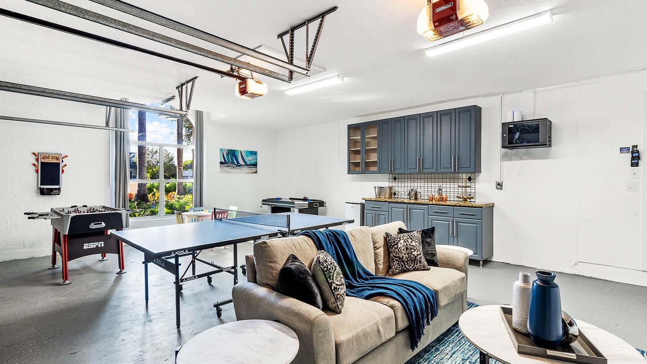 Photo of Livingroom in Parkland