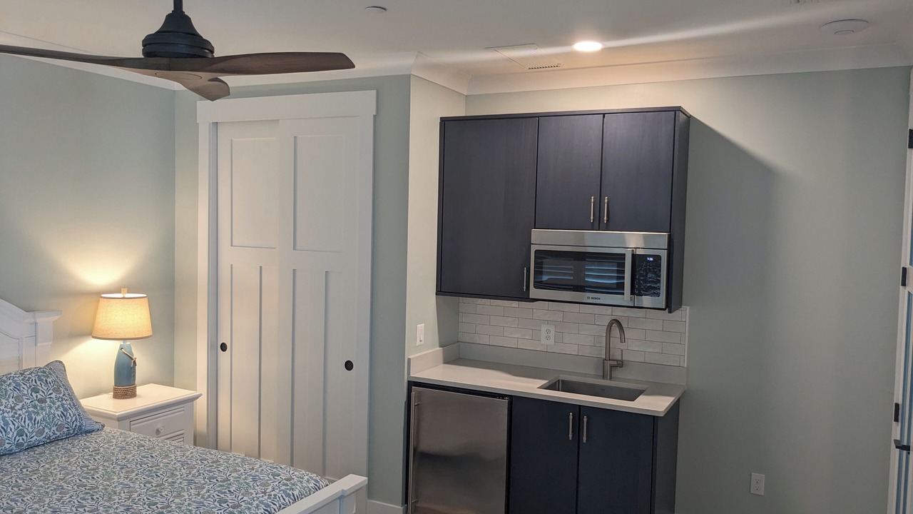 Photo of Bedroom in Cape Harbour