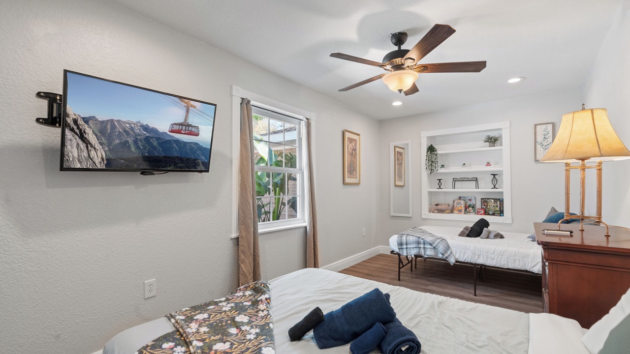 Photo of Bedroom in Seffner Community Alliance