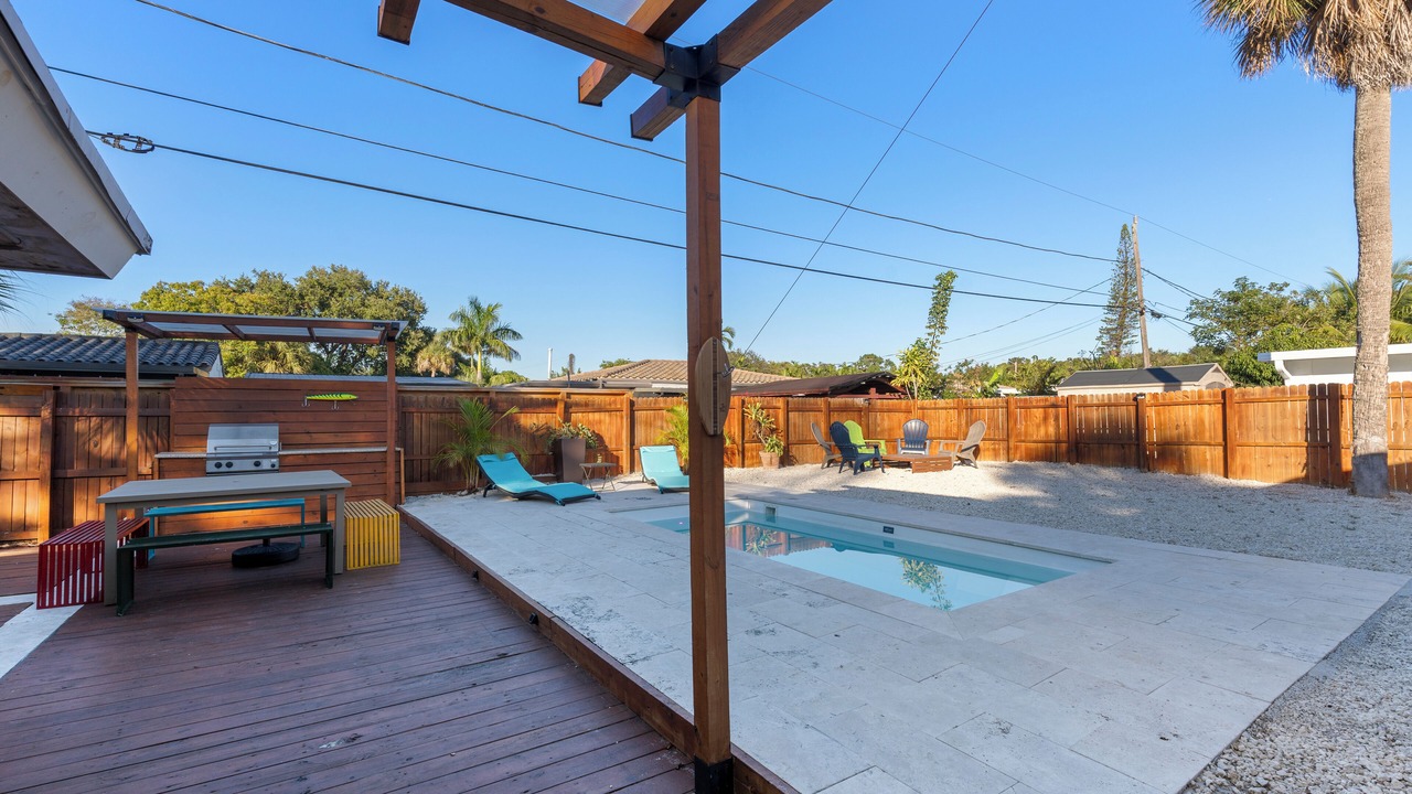 Photo of Patio Balcony in Edgewood