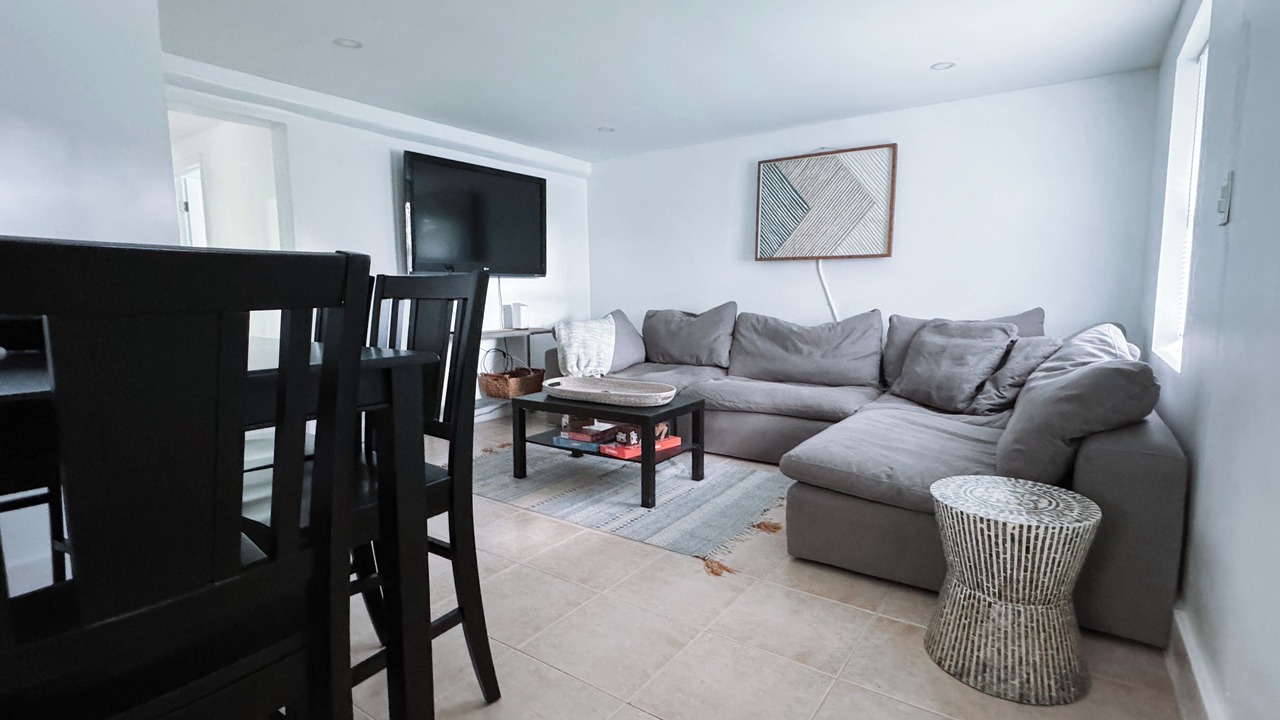 Photo of Livingroom in Edgewood
