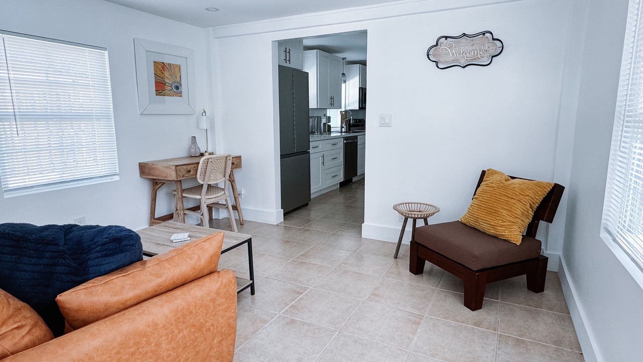 Photo of Livingroom in Edgewood