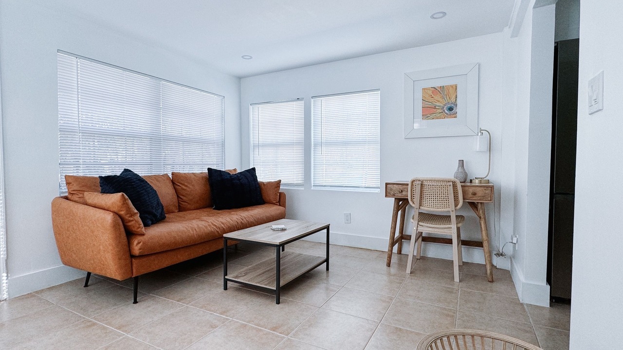 Photo of Livingroom in Edgewood