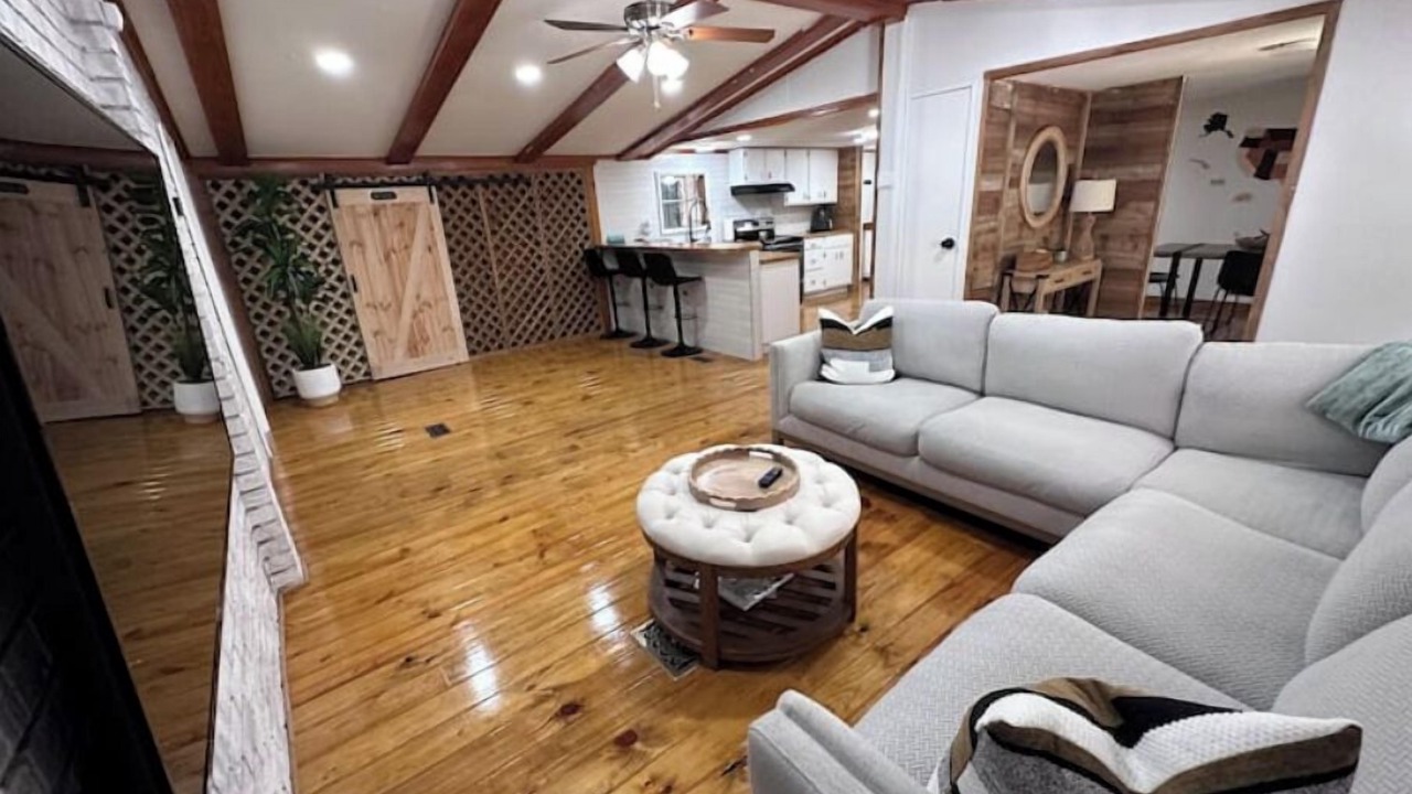 Photo of Livingroom in Fort White