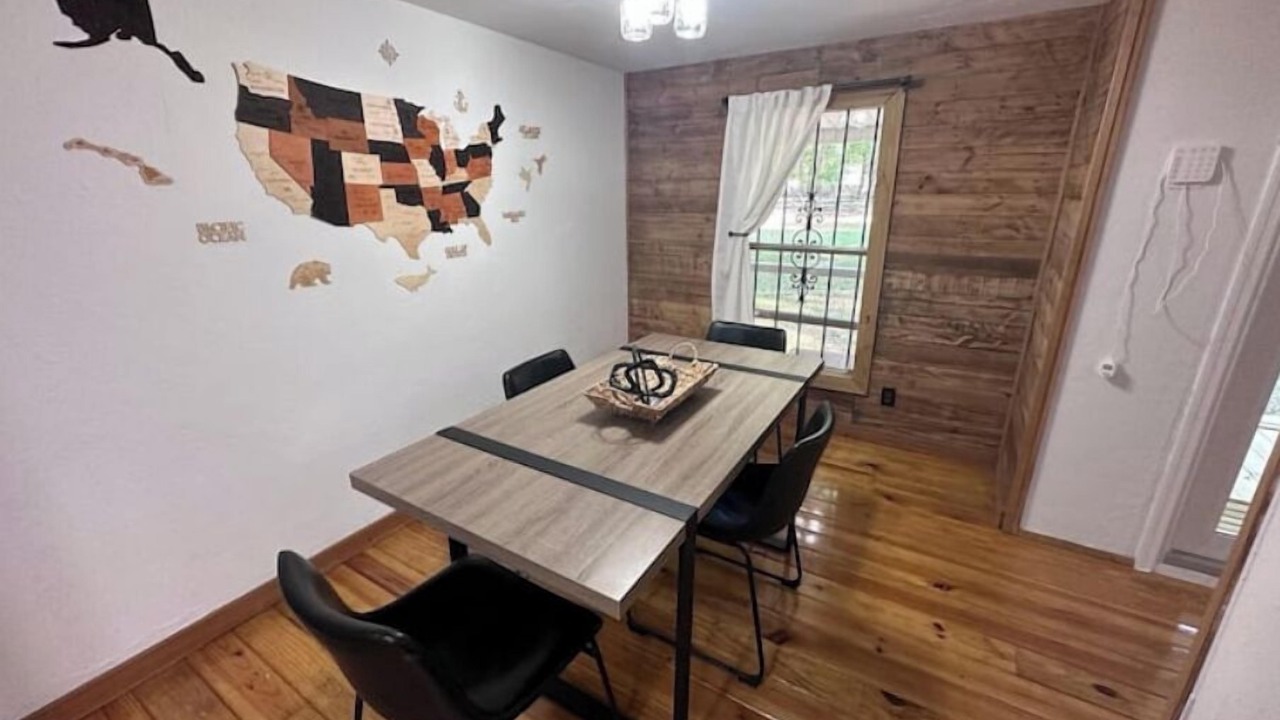 Photo of Livingroom in Fort White