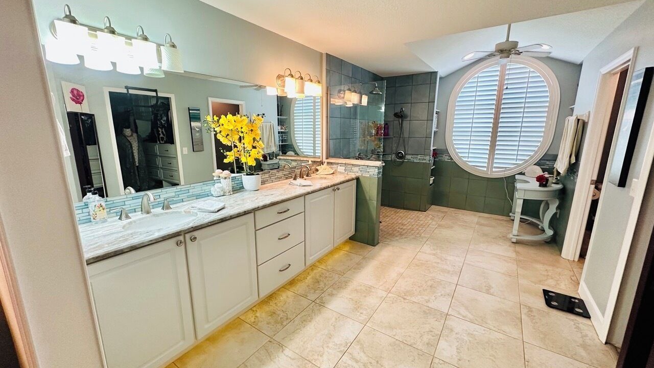 Photo of Bathroom in Spruce Creek