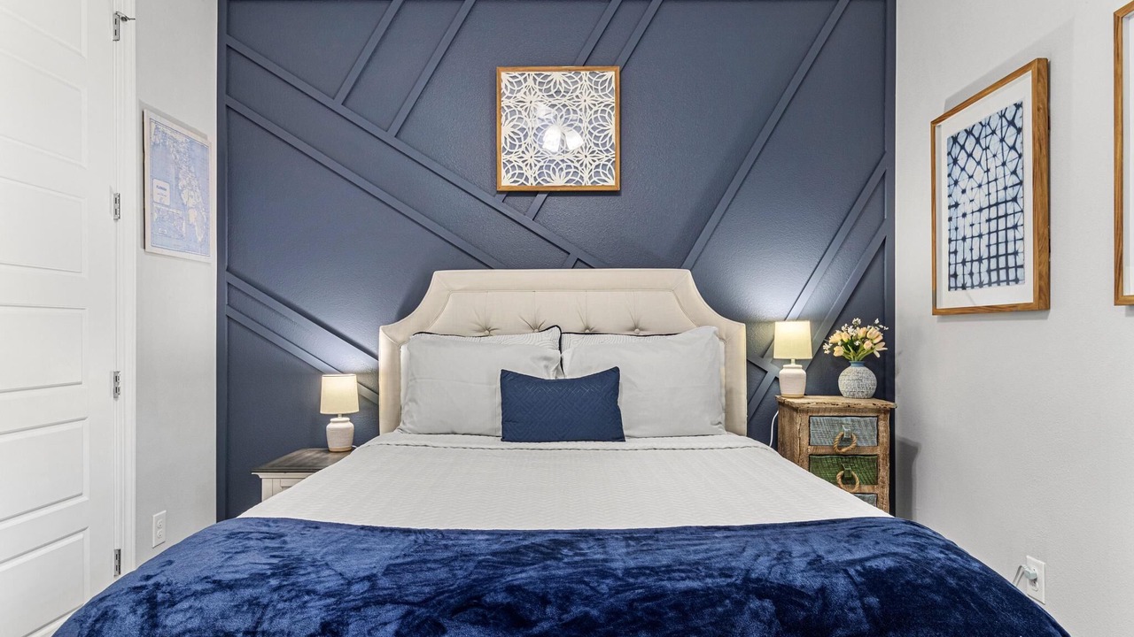 Photo of Bedroom in Bayshore Gardens