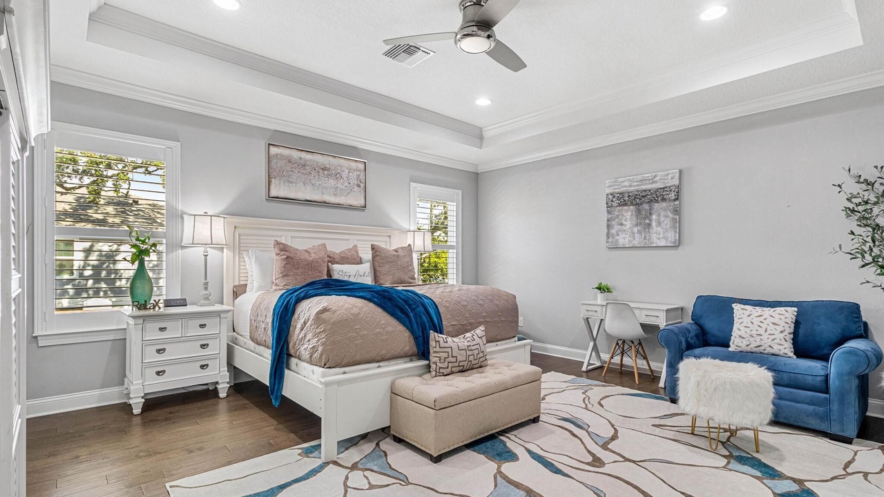 Photo of Bedroom in Bayshore Gardens