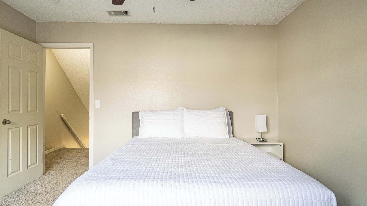 Photo of Bedroom in University