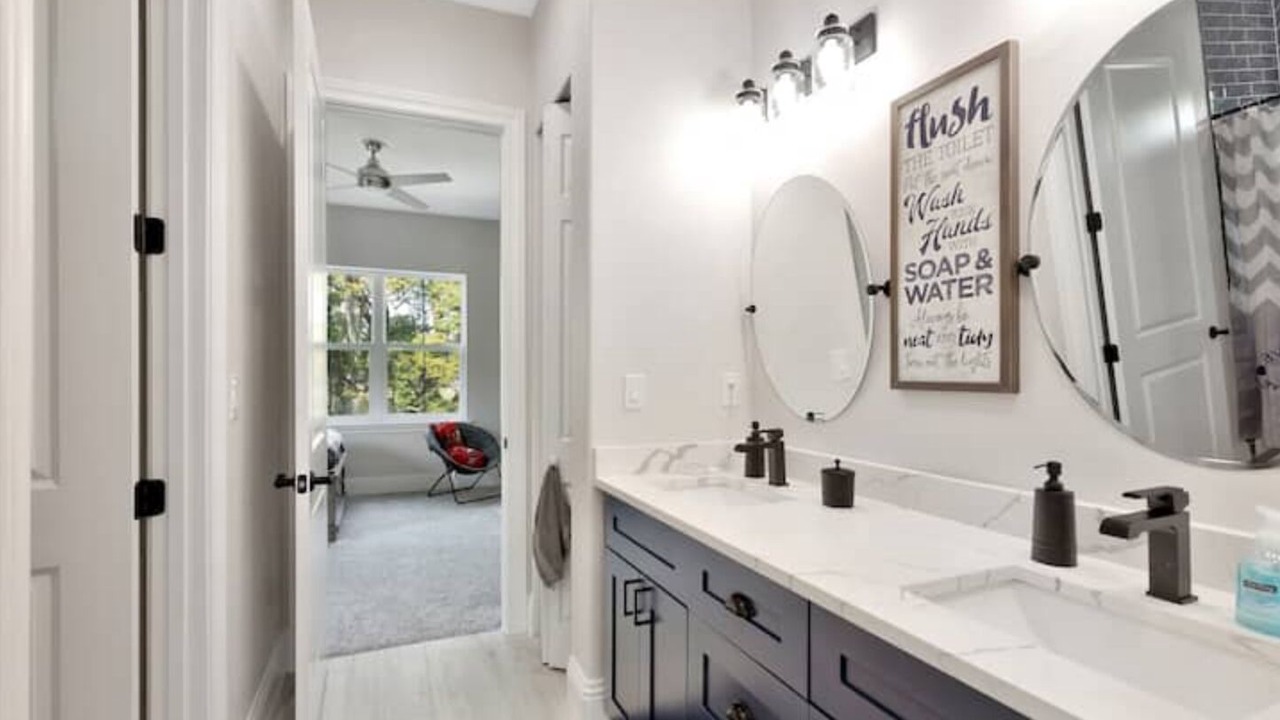 Photo of Bathroom in Greater Northdale