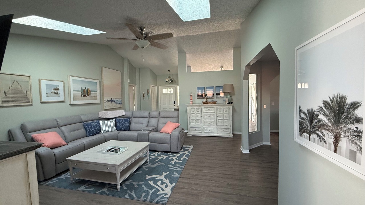 Photo of Livingroom in Sebastian