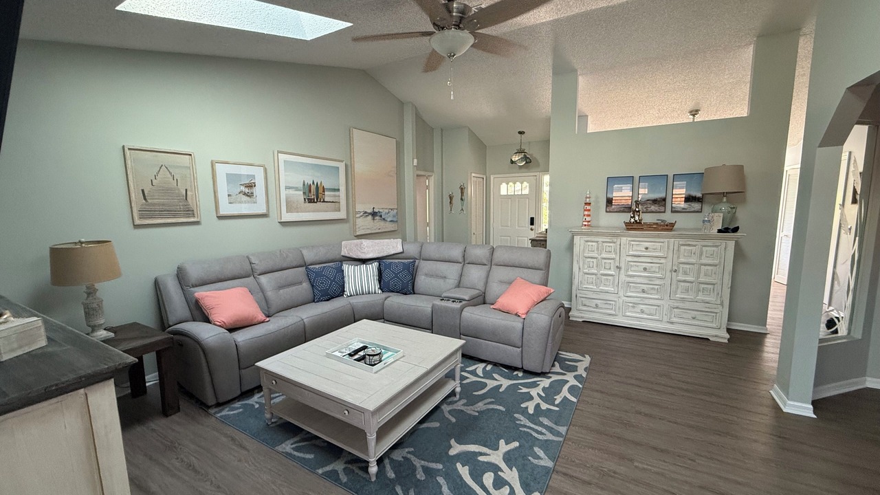Photo of Livingroom in Sebastian