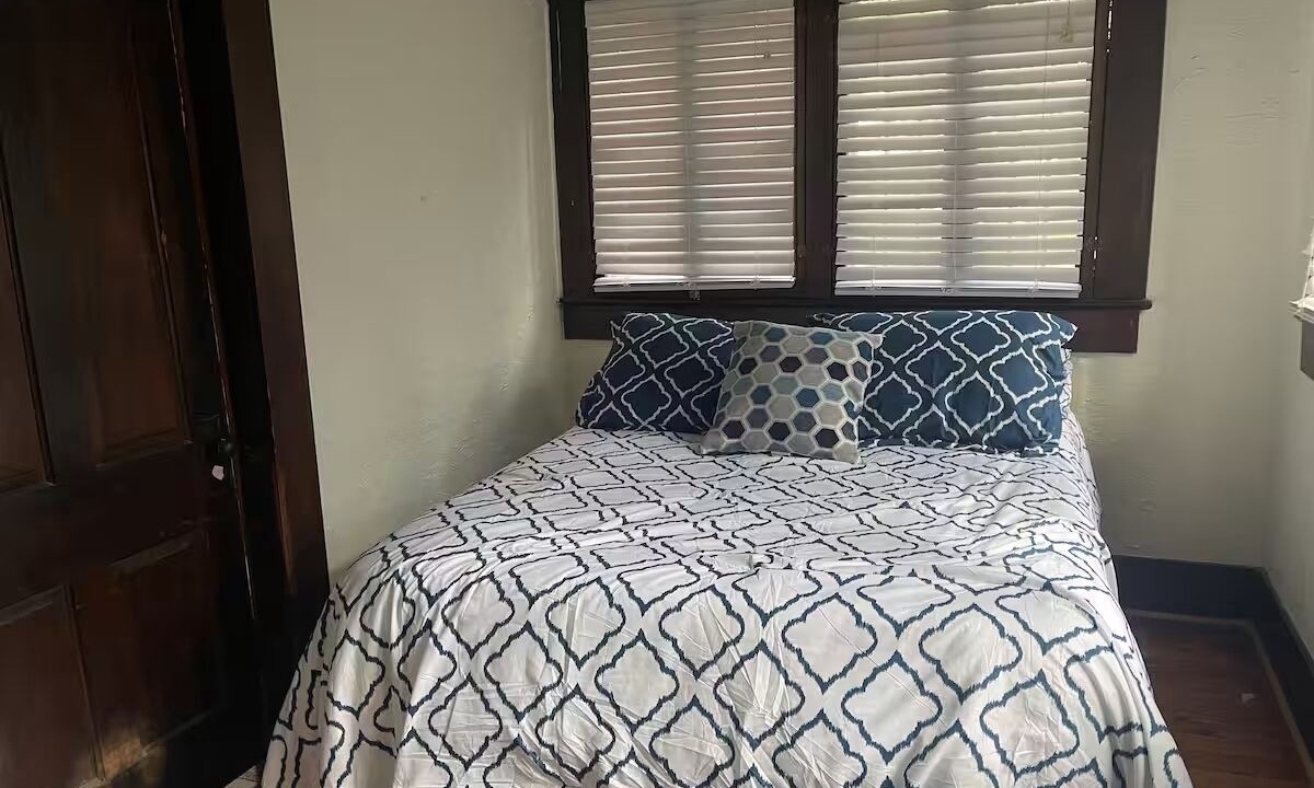 Photo of Bedroom in University Heights