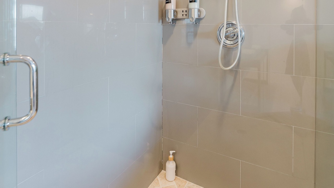 Photo of Bathroom in Hunt Club