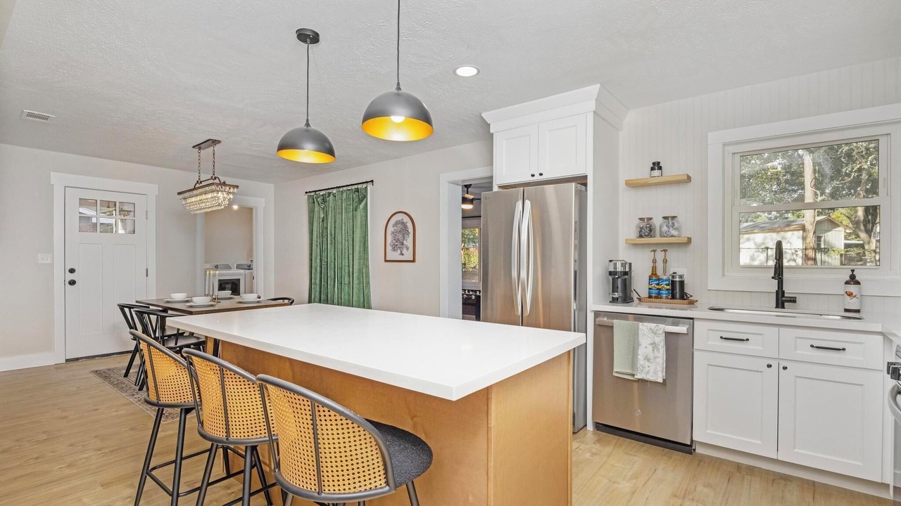 Photo of Kitchen in Mary Esther