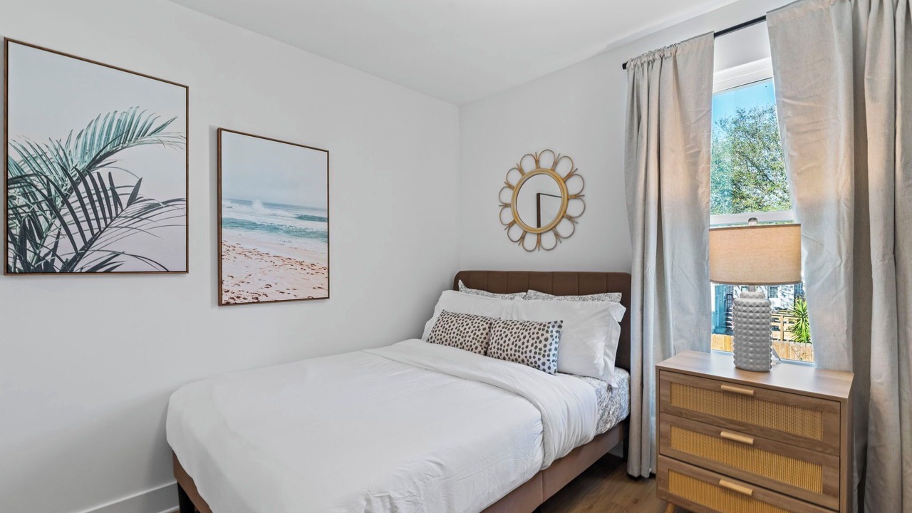 Photo of Bedroom in Jacksonville Beach