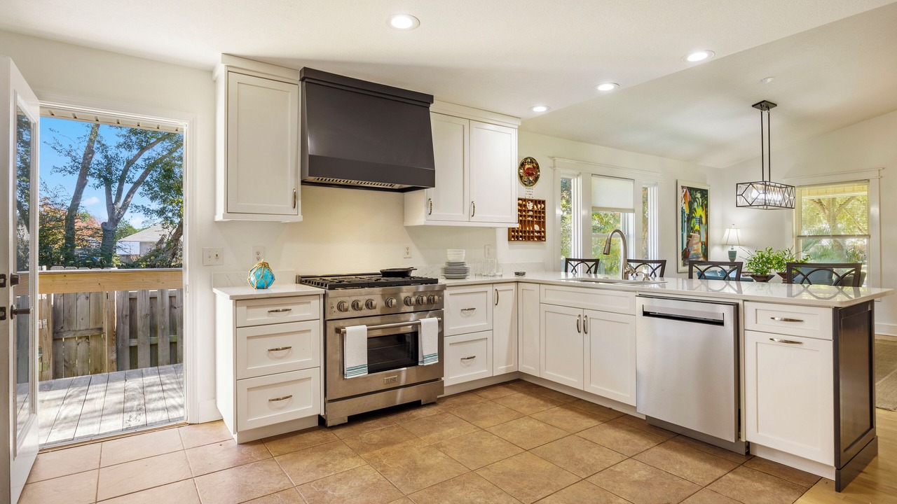 Photo of Kitchen in Gulf Breeze