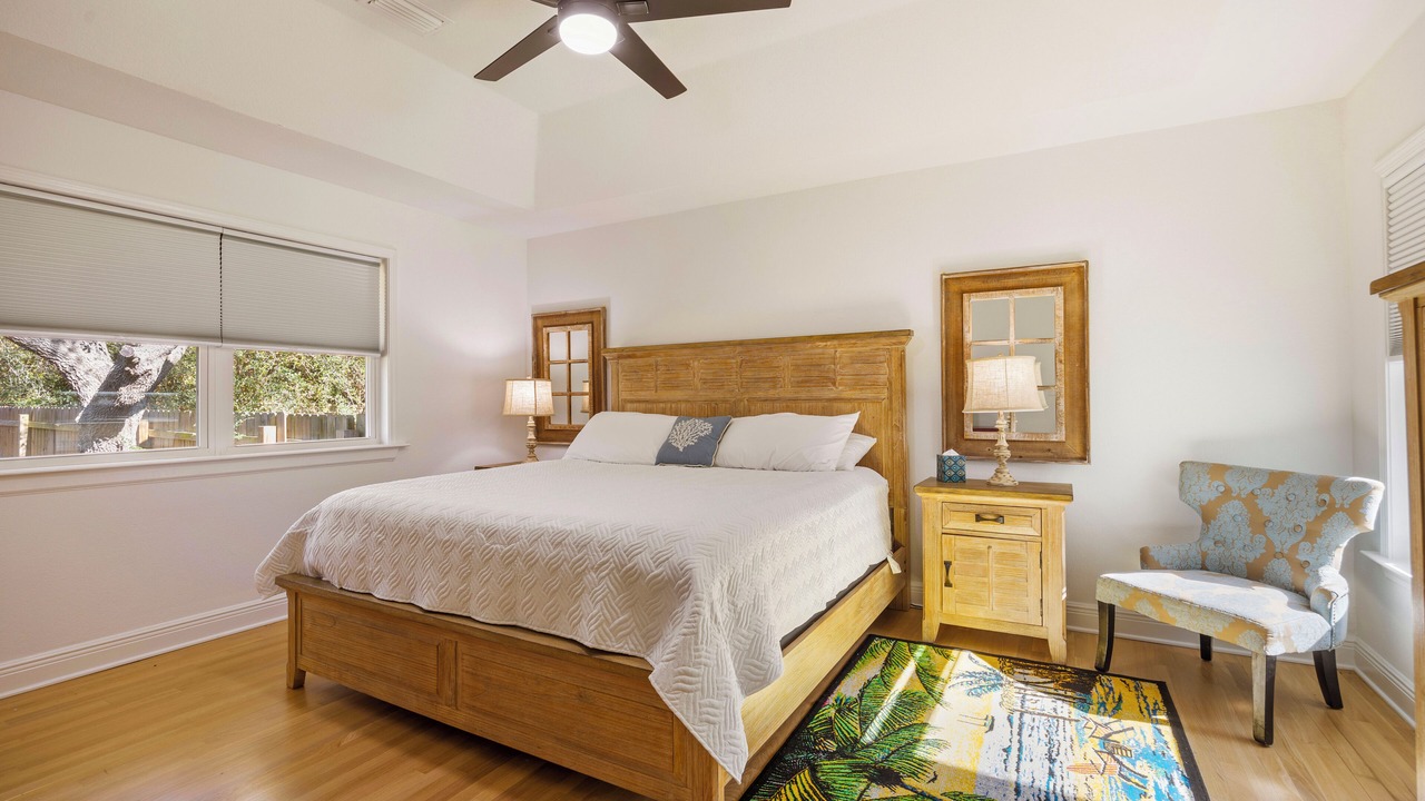 Photo of Bedroom in Gulf Breeze