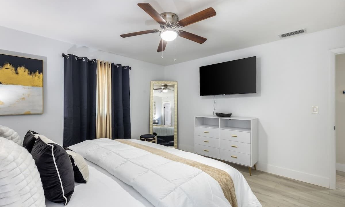Photo of Bedroom in East Naples