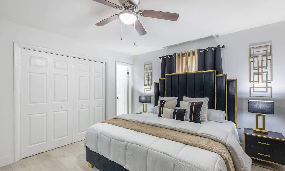 Photo of Bedroom in East Naples
