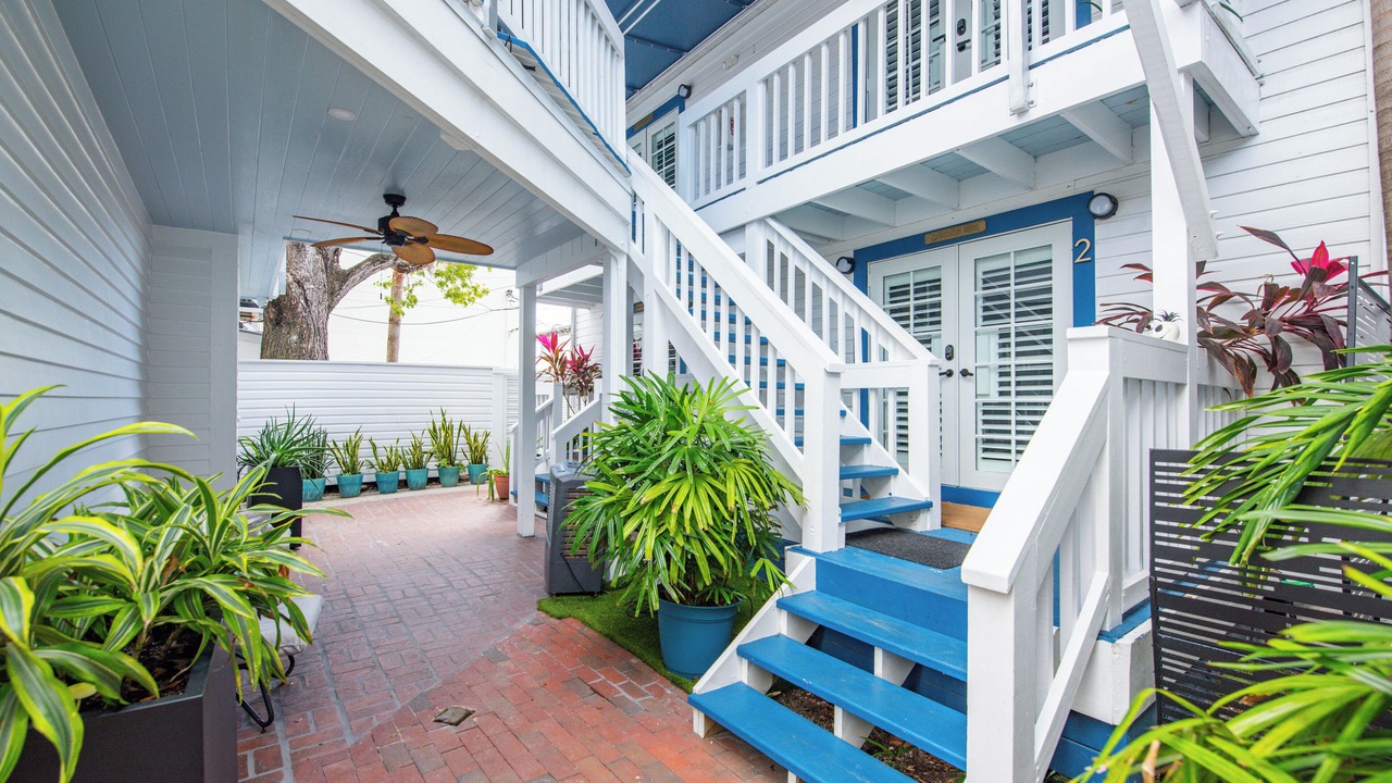 Photo of Patio Balcony in Historic Seaport
