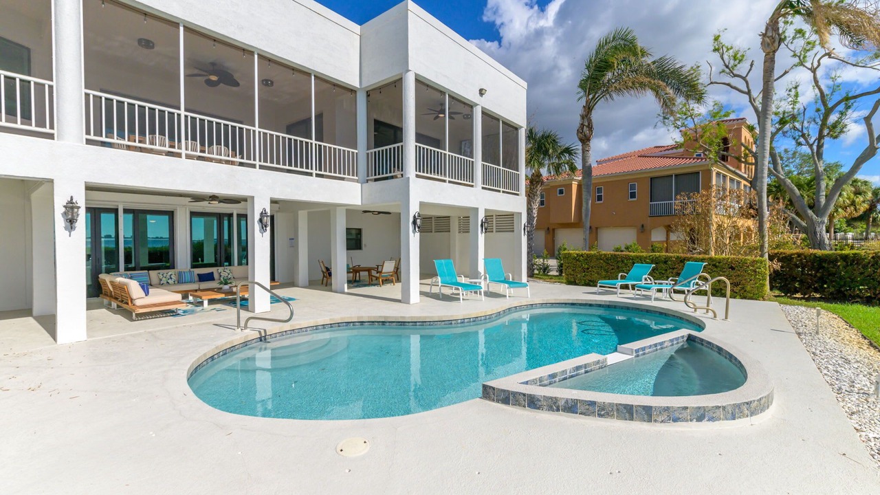 Photo of Outdoor in Bayshore Gardens