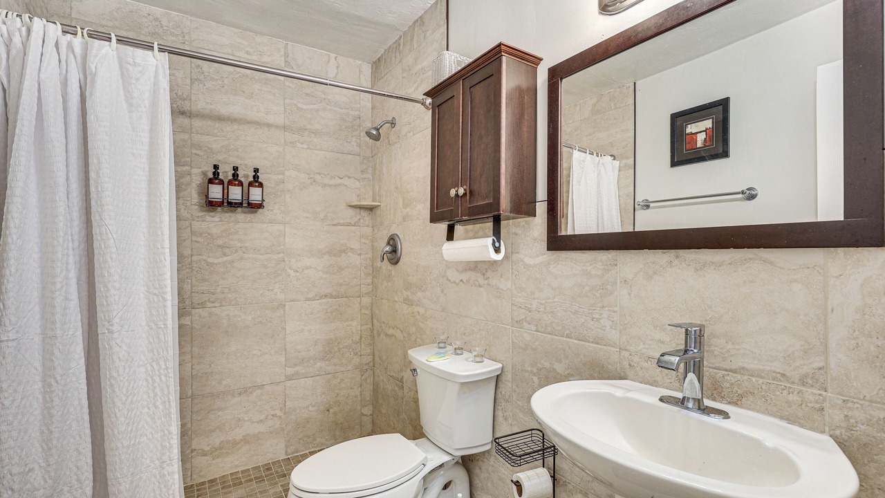 Photo of Bathroom in Miramar