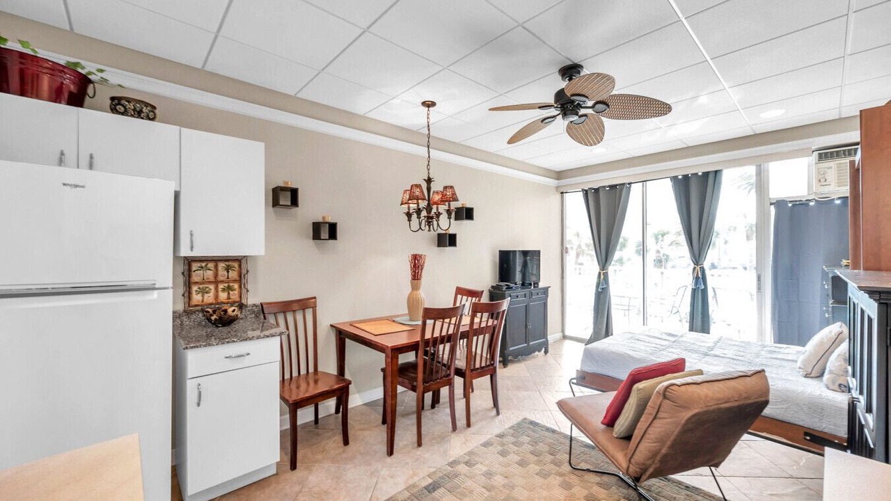 Photo of Bedroom in Redington Shores