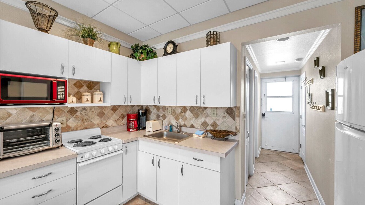 Photo of Kitchen in Redington Shores
