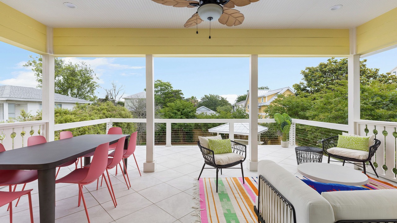 Photo of Patio Balcony in Crystal Shores